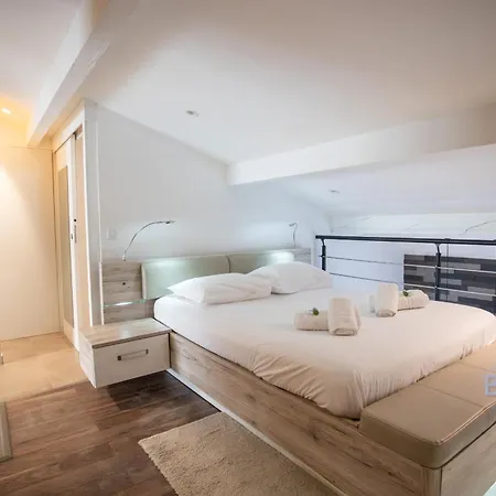 Duplex Contemporain En Bord De Ac Parking Apartman Cannes