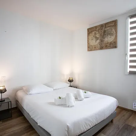 Apartman Duplex Contemporain En Bord De Ac Parking *