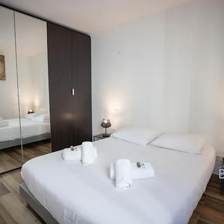 Appartamento Duplex Contemporain En Bord De Ac Parking