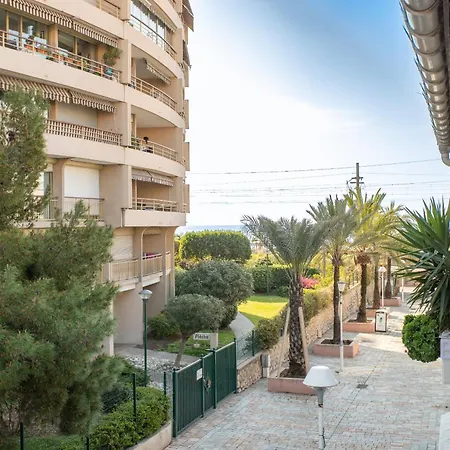 Duplex Contemporain En Bord De Ac Parking